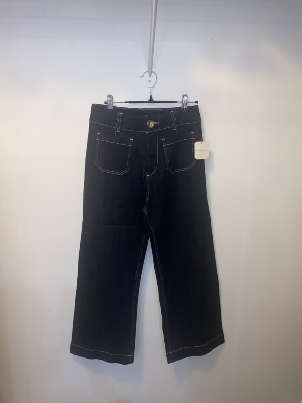 Altar'd State Dark Blue Cropped Wide-Leg Jeans with Contrast Stitching